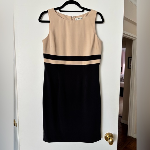 Ann Taylor Dresses & Skirts - Ann Taylor Tan and Black Triacetate Sheath Dress